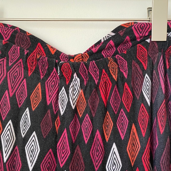 3/$25 Multicolour Triangle Strapless Maxi Dress - Picture 3 of 6